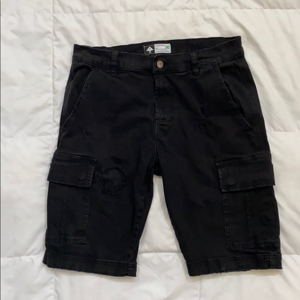 Never Worn Black LRG Cargo Shorts